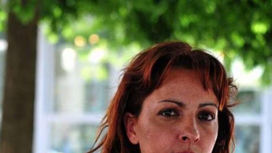 Herminda Bouzas denunció al director del instituto.