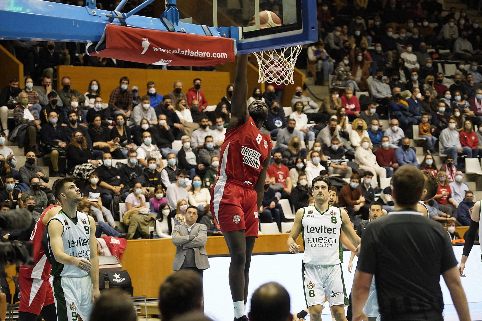 Marc Gasol impacta en el retorn a Girona davant 3.500 aficionats (89-47)