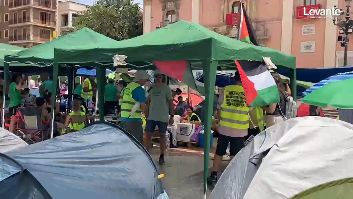 La Policía corta los accesos a la calle Caballeros y al Palau para blindar el fallo de los Jaume I