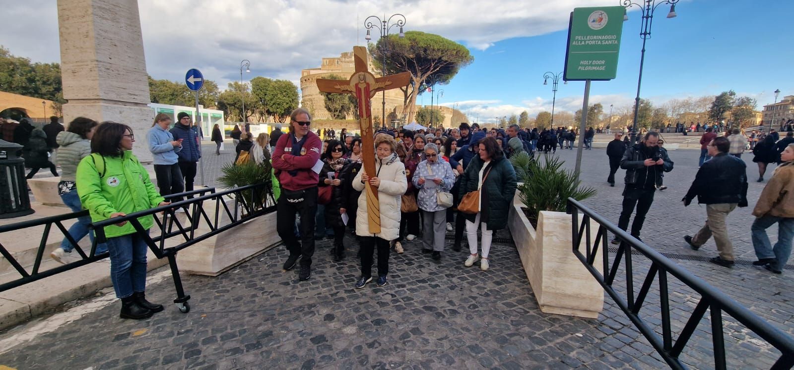 Alfombristas de Bueu en el jubileo de los artistas en el Vaticano