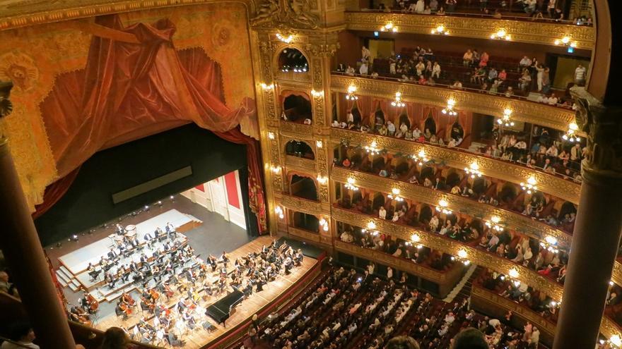 Va d&#039;òpera La Cenerentola