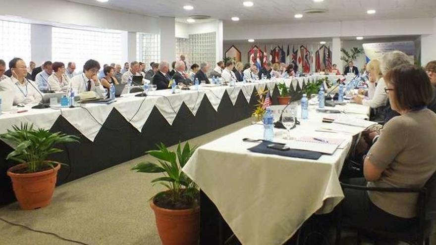 La reunión anual número 38 de NAFO se celebra en Cuba. // NAFO