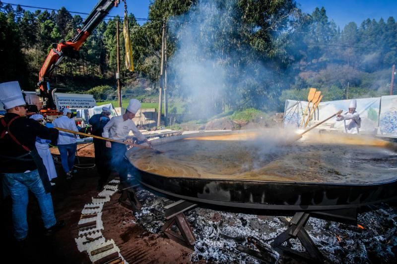 Macropaella popular en Fontanales