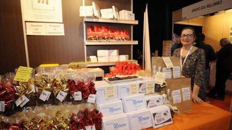 Chocolate con 77 primaveras  |  Bombones y Chocolates Moreno también es una de las novedades de Salimat. La empresa familiar de Ribadeo, que hace un año comenzó a preparar bombones, colocó sus Bombones de mar con toffee de algas entre los finalistas de los premios Economía Azul a la Innovación en la edición de 2017.