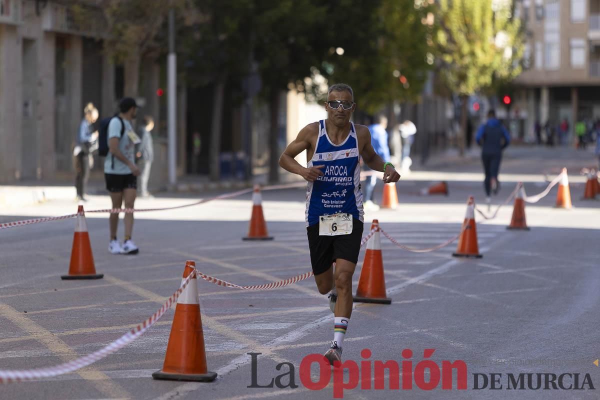 Carrera '10K Assota por ti' en Caravaca (salida y giro primera vuelta)