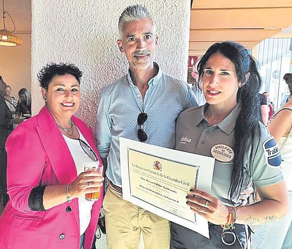 Mª Angeles Valencia, Emiliano Porro y Míriam Vilches.