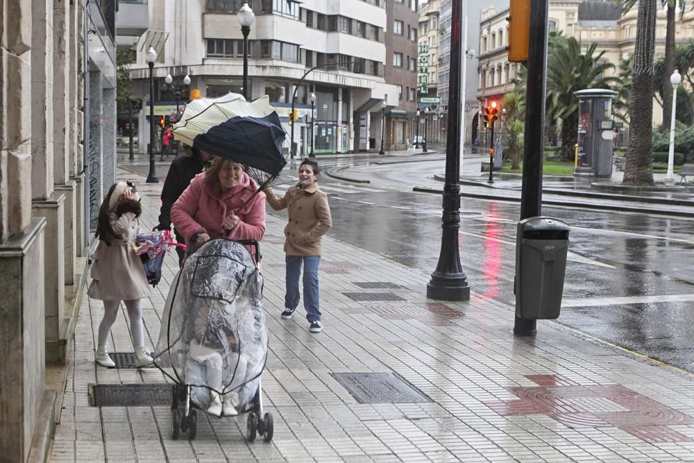 Lluvia y viento para despedir el año en Asturias