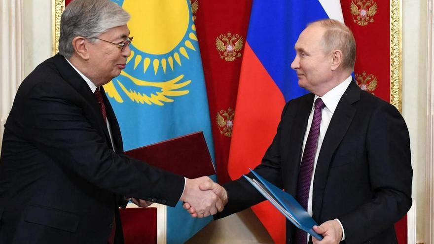 Putin refuerza su alianza energética con Kazajistán