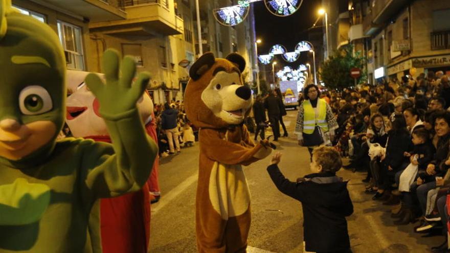 Fiestas pondrá a la venta 10.000 sillas para ver la Cabalgata de los Reyes Magos de Elche