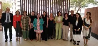 La Embajada de Cangas con las «As mulleres eleitas en Cabo Verde.