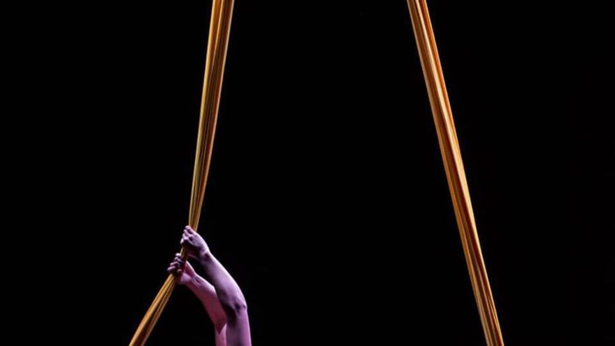 Ana Castañeda hipnotiza con sus coreografías aéreas: &quot;Quien prueba y aguanta, ya no lo deja&quot;