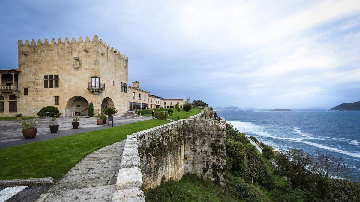 Parador Baiona, Paradores