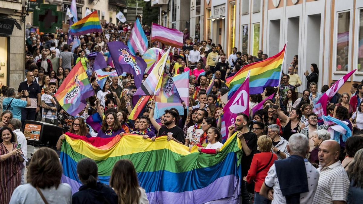 Imagen de archivo de una manifestación del orgullo LGTBI en Cáceres.