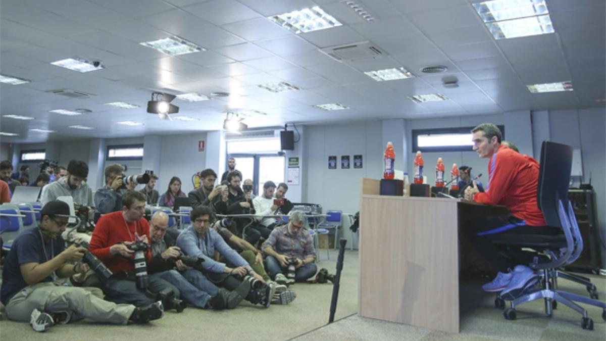 Ernesto Valverde en rueda de prensa en la Ciudad Deportiva Joan Gamper