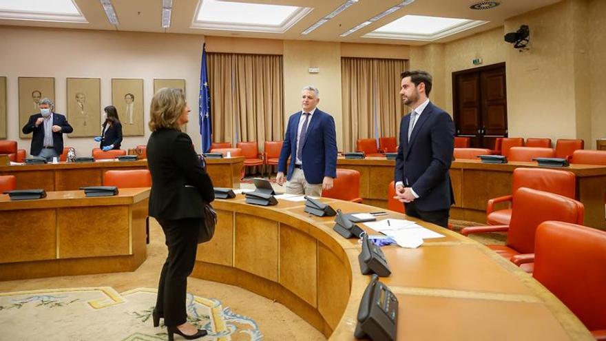 Antidio Fagúndez, junto a la vicepresidenta Teresa Ribera