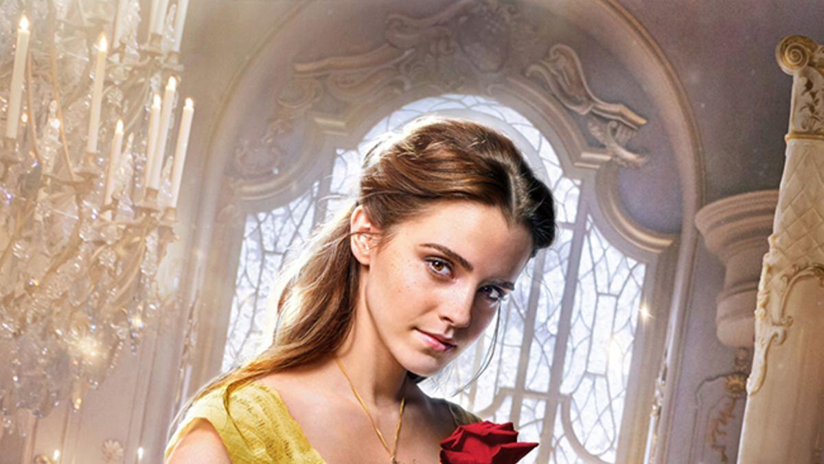 Emma Watson caracterizada como Bella