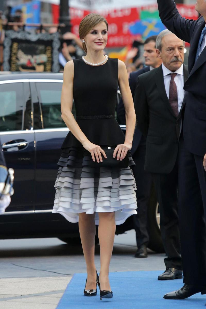 El look de Letizia Ortiz en los Premios Princesa de Asturias