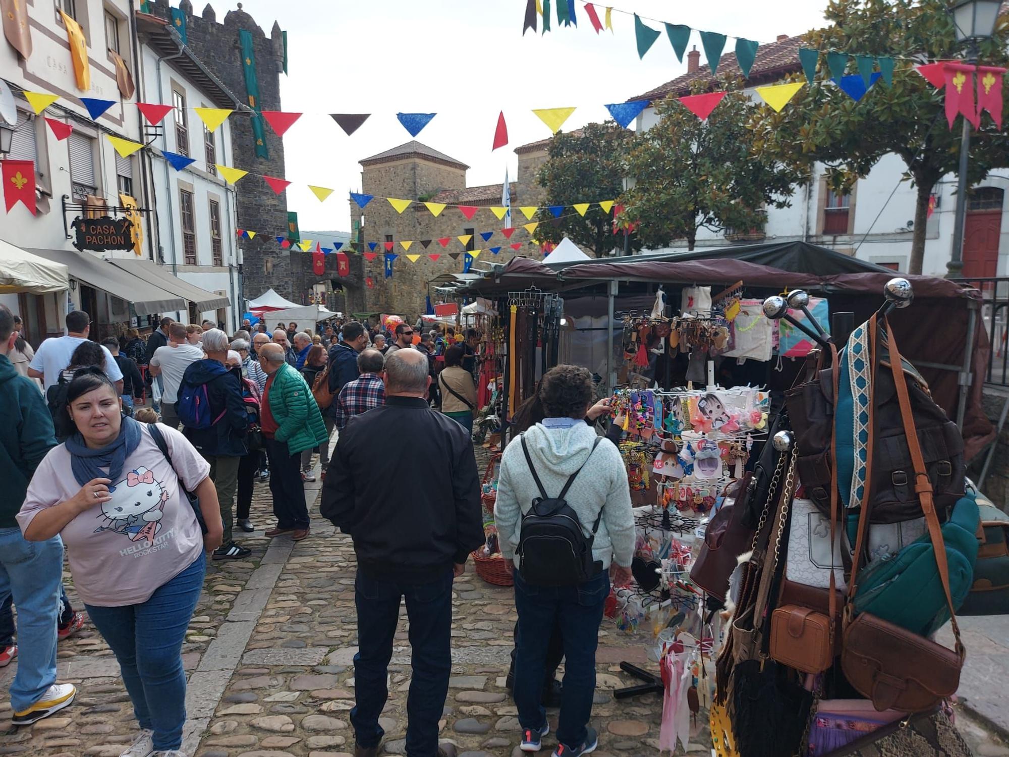 En imágenes: Domingo de lleno en la Feria Medieval de Salas