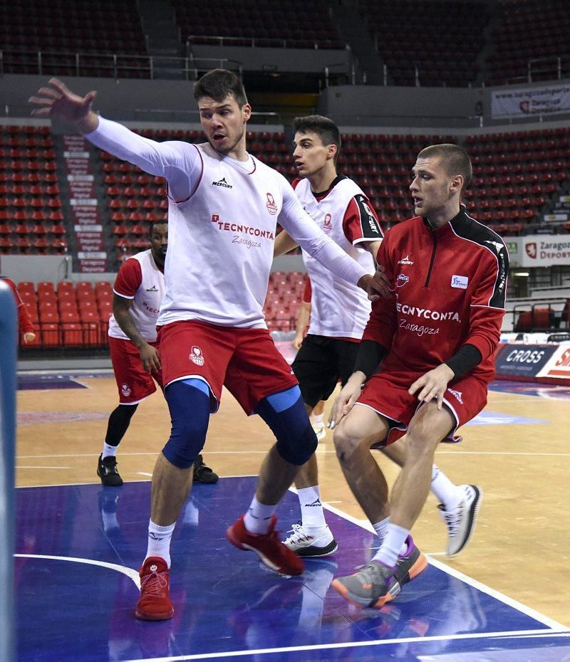 Entrenamiento a puerta abierta del Tecnyconta Zaragoza