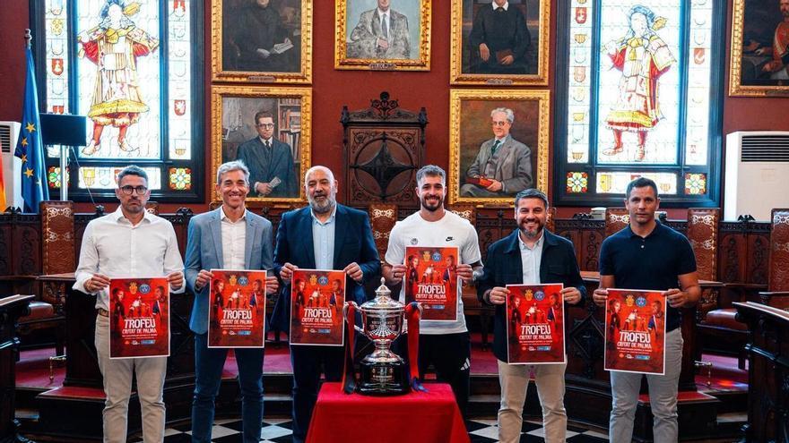 Alfonso Díaz, en la presentación del Trofeu Ciutat de Palma: "Las negociaciones por Samu Costa están avanzando"