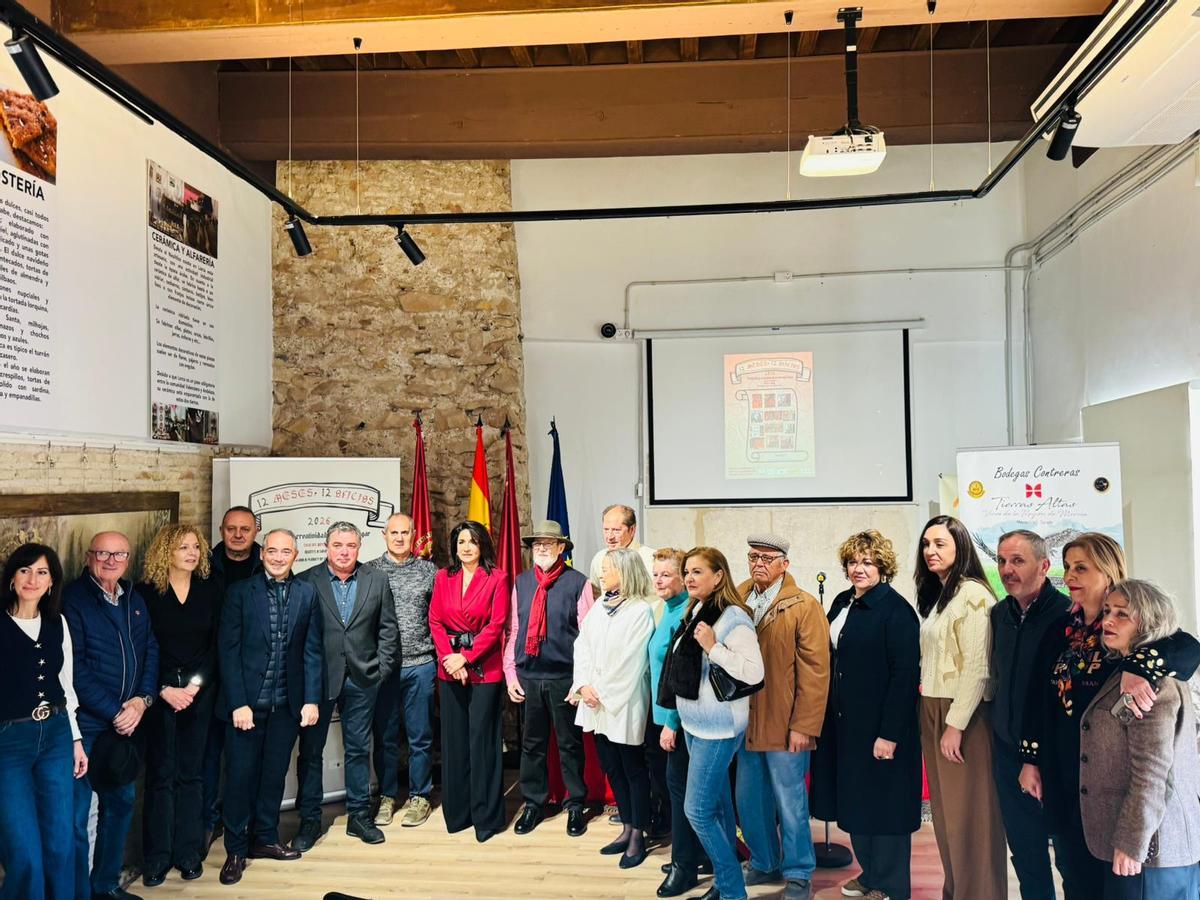 Numerosos miembros de Artelor se daban cita en la Casa del Artesano para la presentación.