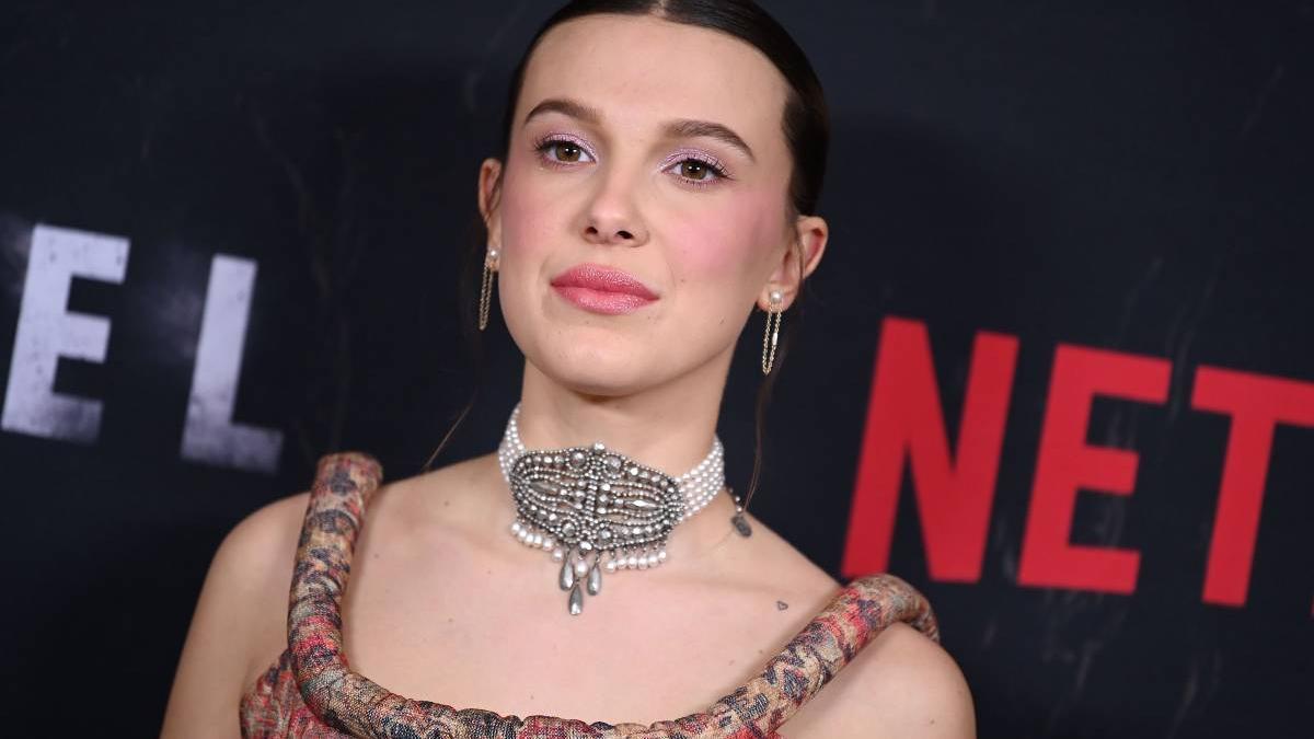 Millie Bobby Brown desvela cómo fue su accidentada pedida de mano bajo el agua