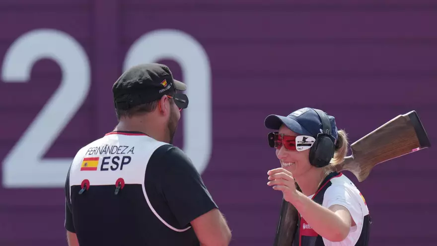 Fátima Gálvez y Alberto Fernández se cuelgan la plata en la prueba mixta del Europeo de tiro olímpico