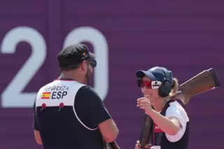 Fátima Gálvez y Alberto Fernández se cuelgan la plata en la prueba mixta del Europeo de tiro olímpico