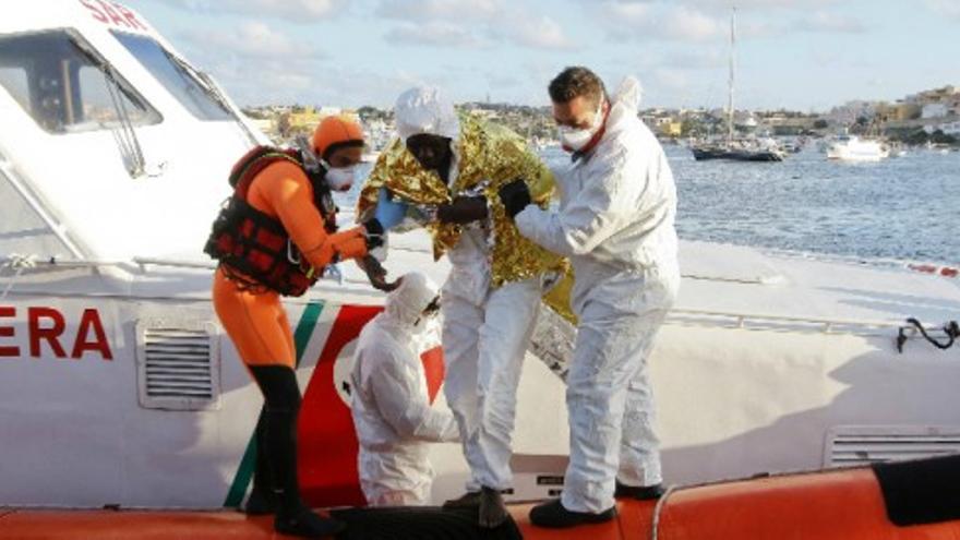 Cientos de inmigrantes pierden la vida en las aguas de Lampedusa