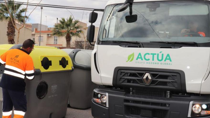 Fortuna estrena un servicio de limpieza viaria. | | AYTO. FORTUNA