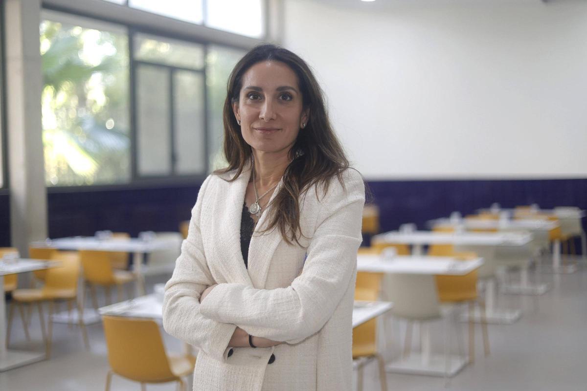La nueva presidenta en el comedor social de la entidad