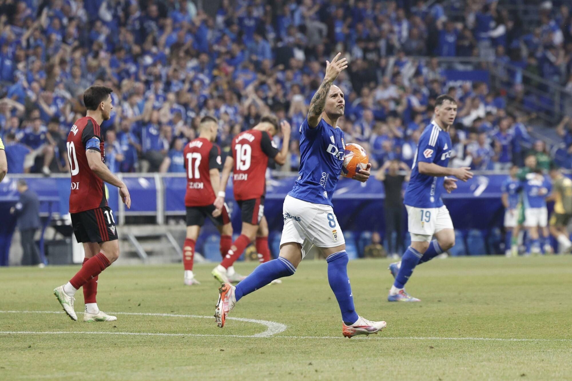 Así se vivió en el Carlos Tartiere la final del play-off entre el Real Oviedo y el Mirandés