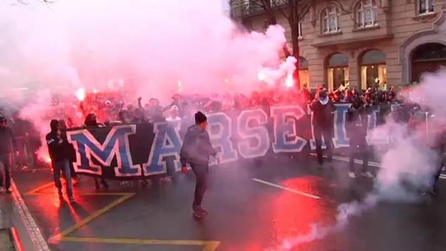 Ultras del Marsella apuñalan a un guardia de seguridad en San Mamés