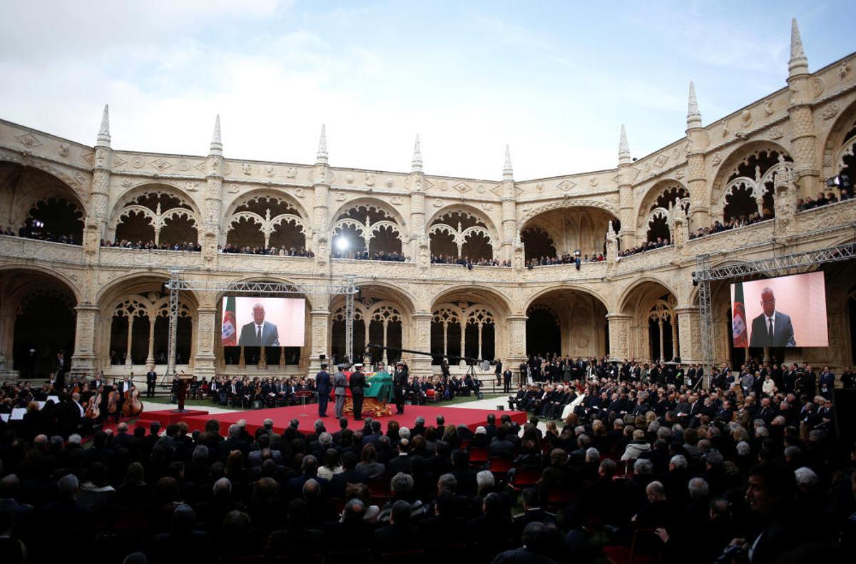 Portugal dice "hasta siempre" a Mário Soares