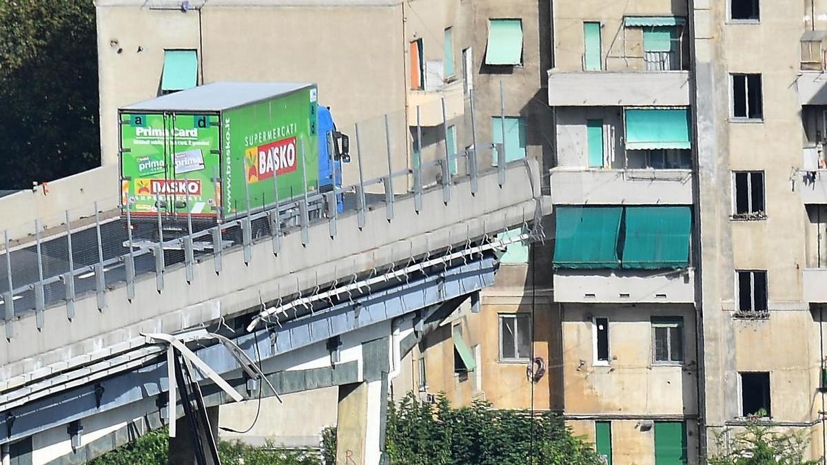 Asesores contratados por Autostrade advirtieron del deterioro del puente el año pasado