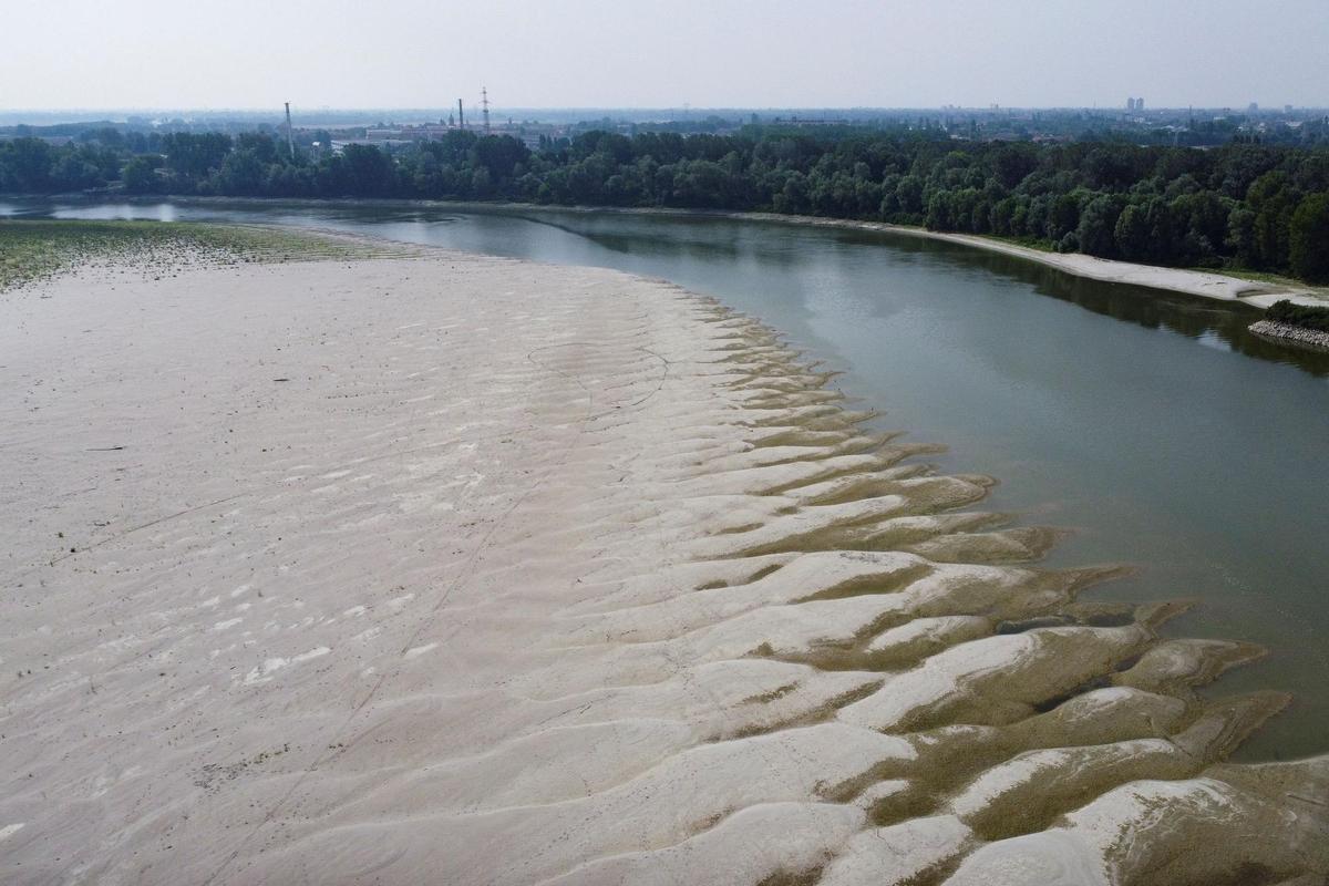 Italys longest river is affected by worst drought in 70 years