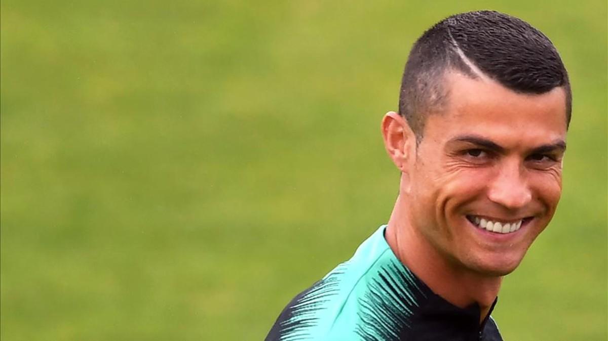 Ronaldo entrenando con la selección de Portugal
