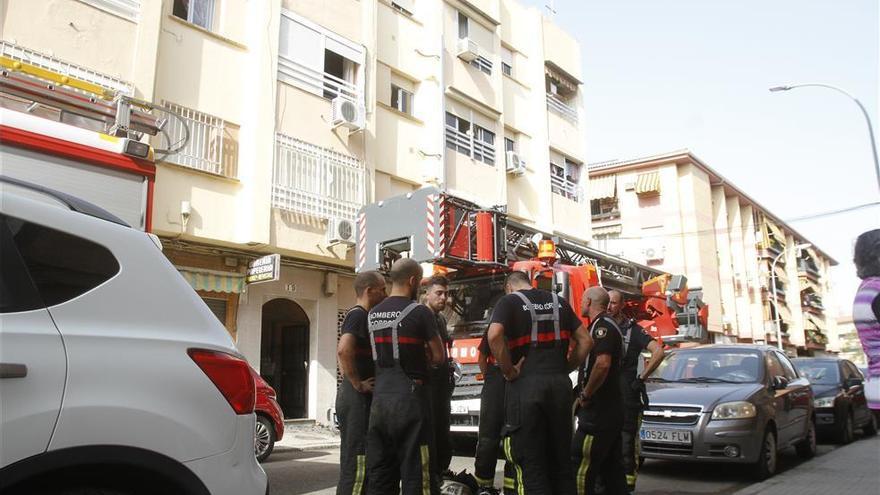 El fuego en una vivienda en Fátima obliga a desalojar un inmueble
