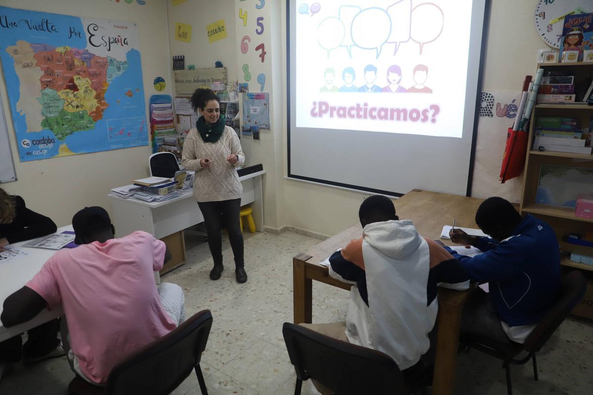 Actividad en Córdoba Acoge, en una imagen de archivo.