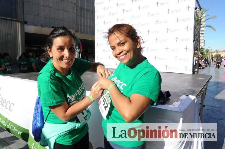 2.000 personas marchan contra el cáncer en Murcia