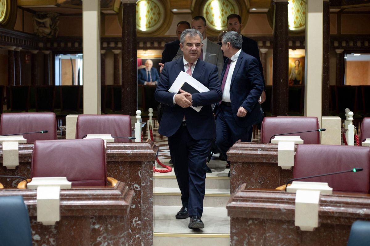 El consejero Juan María Vázquez, este viernes en la Asamblea Regional