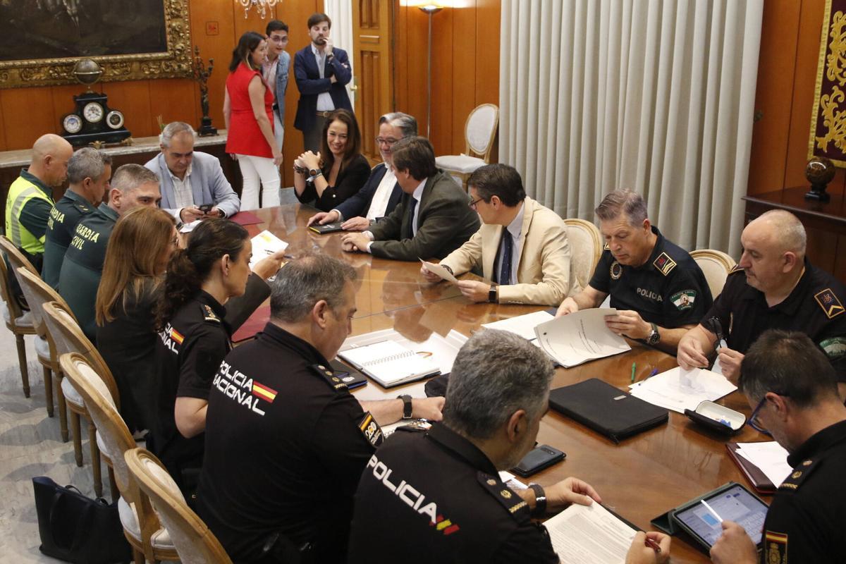 Junta local de seguridad para la feria en el Ayuntamiento