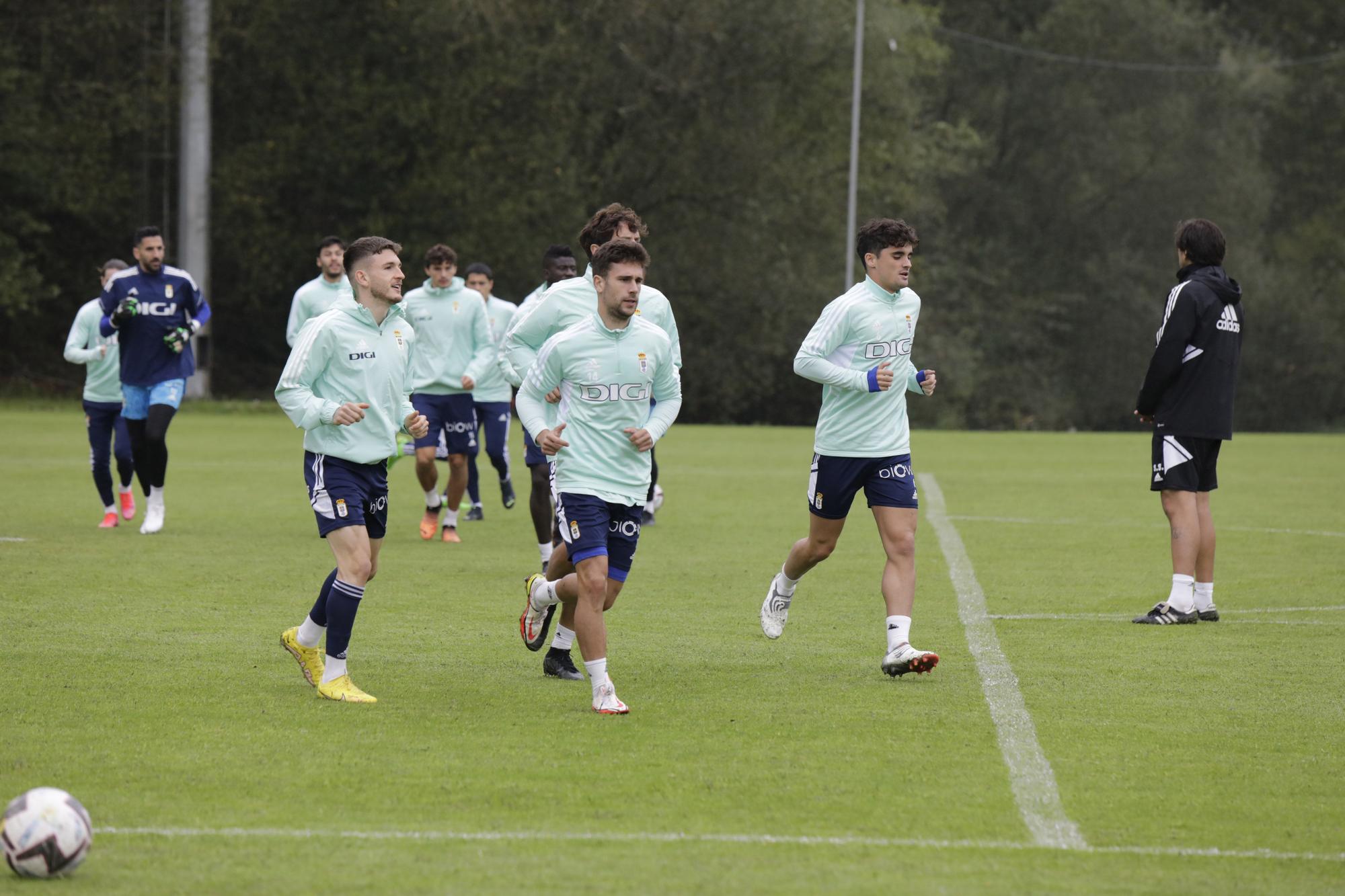 EN IMÁGENES: el entrenamiento del Oviedo