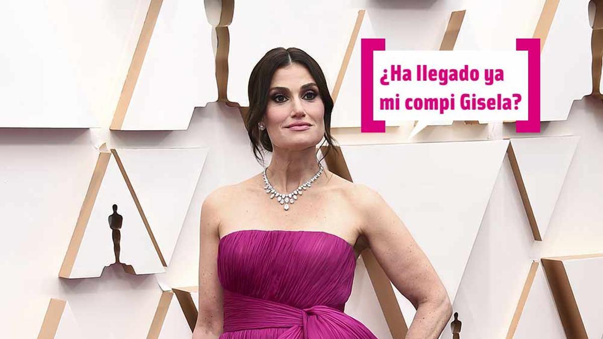 Idina Menzel con bocadillo Cuore en los Oscar 2020