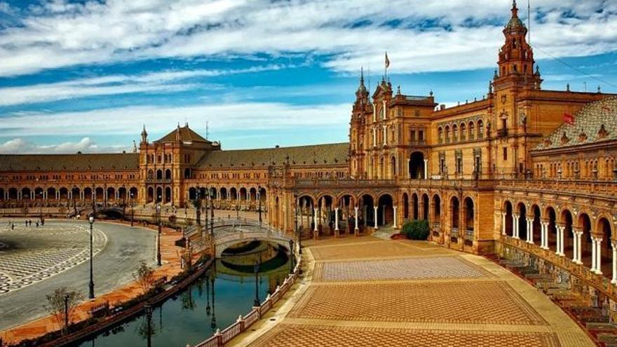 Trabajar como guía turístico en cualquier lugar de España