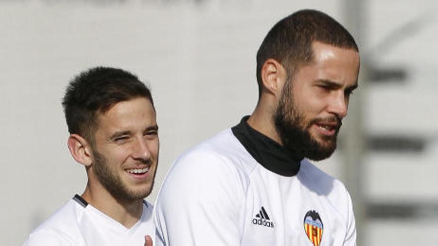 Mario Suárez y Álvaro Medrán durante el entrenamiento.