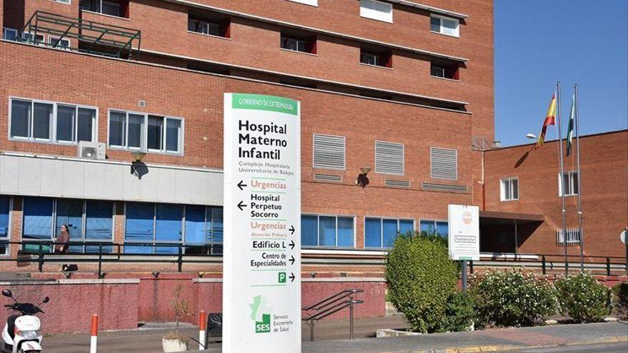 Hospital Materno Infantil de Badajoz, donde está ingresada la niña que tuvo un accidente en Plasencia.