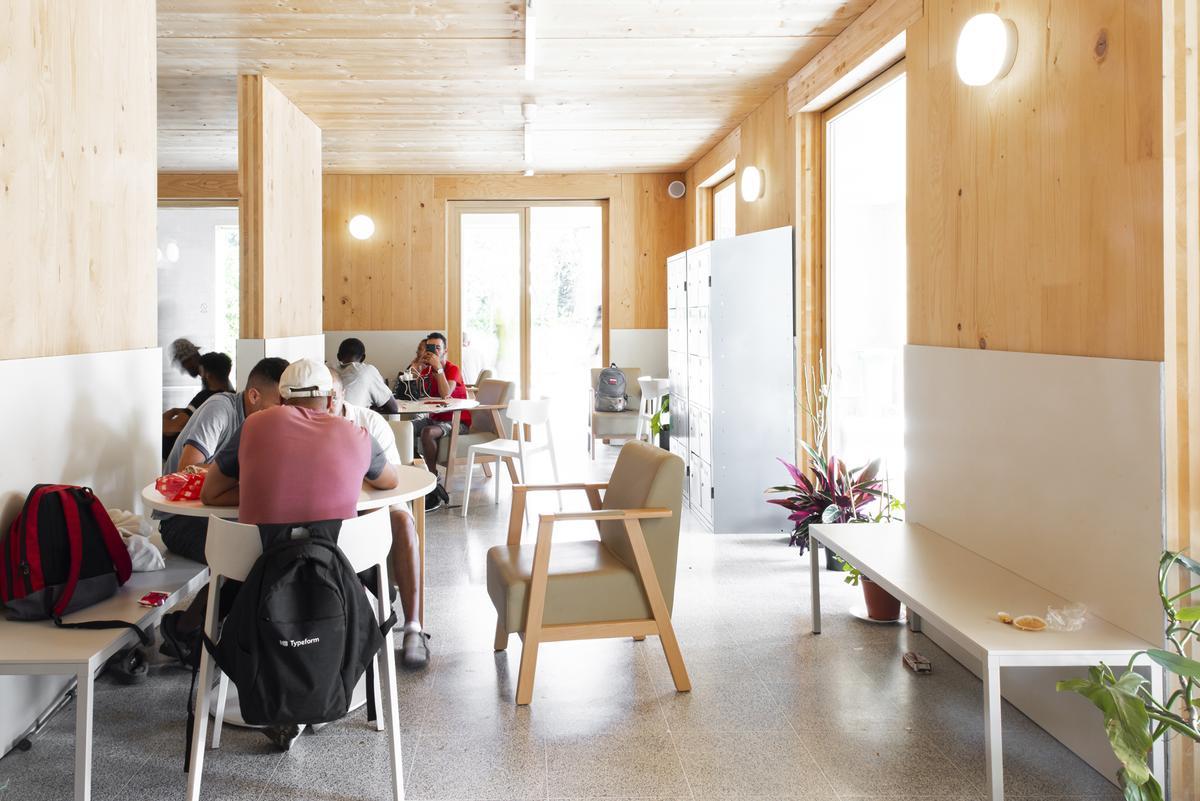 Centre Residencial de Primera Acollida Sant Gervasi, situat al carrer del Cister, número 20, de Barcelona