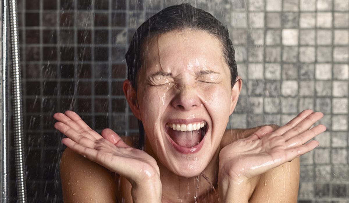 Diez beneficios que aporta ducharse con agua fría