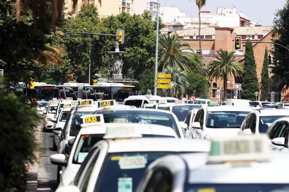 Manifestación de taxistas contra Cabify